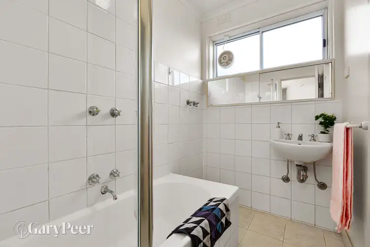 Fifth view of Homely apartment listing, 4/42 Tranmere Avenue, Carnegie VIC 3163