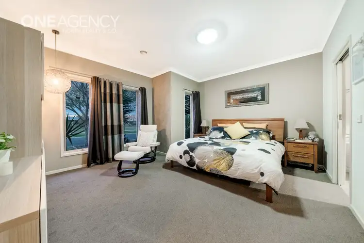 Second view of Homely house listing, 7 Tottenham Street, Craigieburn VIC 3064