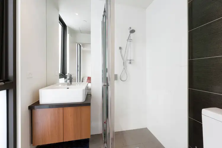 Fifth view of Homely apartment listing, 19/4 Wills Street, Glen Iris VIC 3146