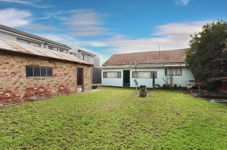 Sixth view of Homely house listing, 27 Dunedin Street, Maidstone VIC 3012