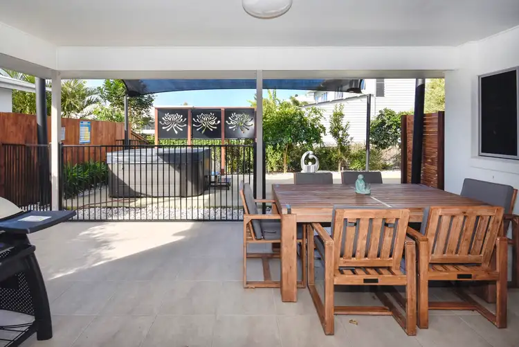 16 Foreshore Court, Dicky Beach QLD 4551