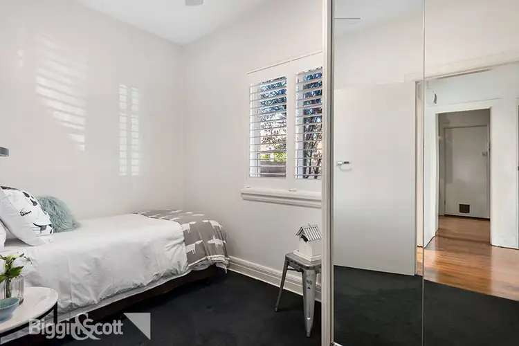 Fifth view of Homely apartment listing, 1/5 Lansdowne Road, St Kilda East VIC 3183