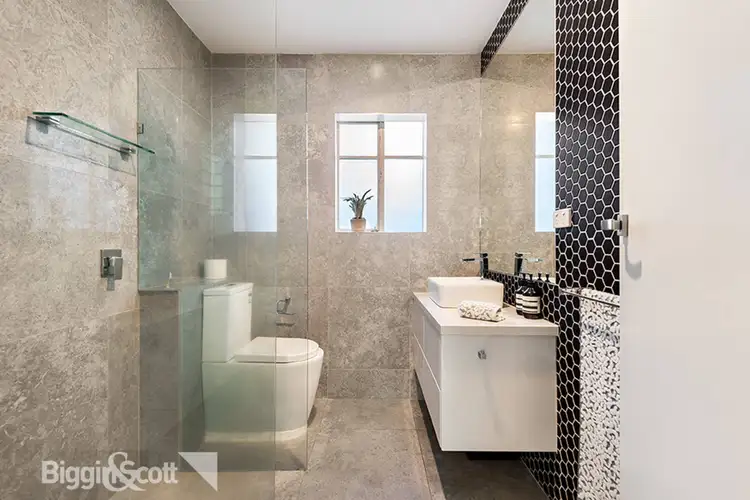 Sixth view of Homely apartment listing, 1/5 Lansdowne Road, St Kilda East VIC 3183