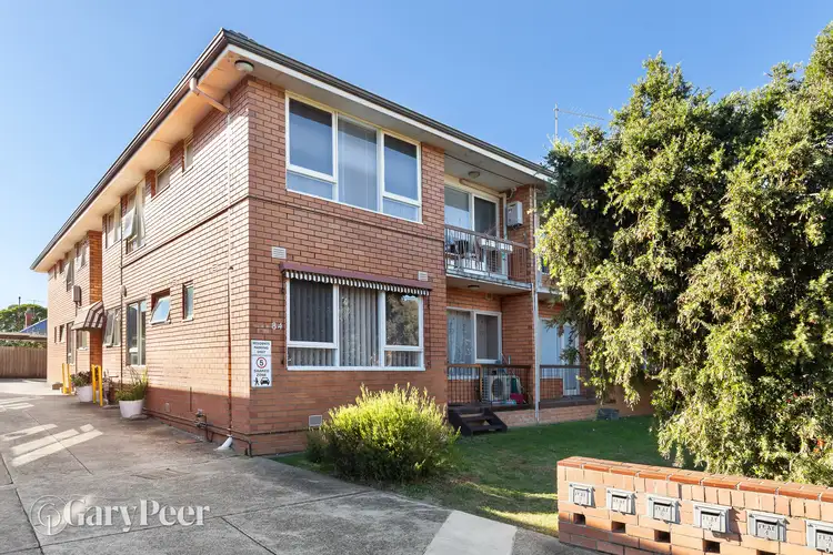 8/84 Coorigil Road, Carnegie VIC 3163