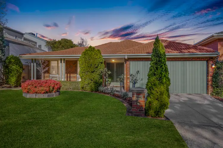 16 Patrick Court, Mitcham VIC 3132