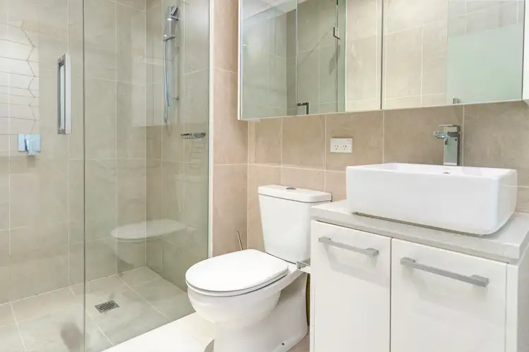 Fifth view of Homely apartment listing, 709/435 Nepean Highway, Frankston VIC 3199