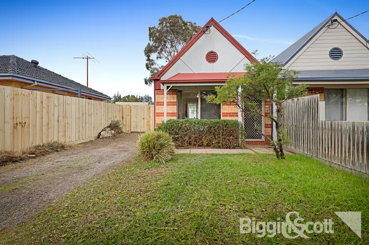 1/143 Mitchell Street, Maidstone VIC 3012