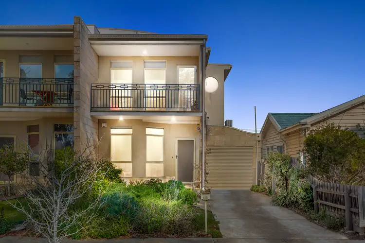 27b Radio Street, Maidstone VIC 3012