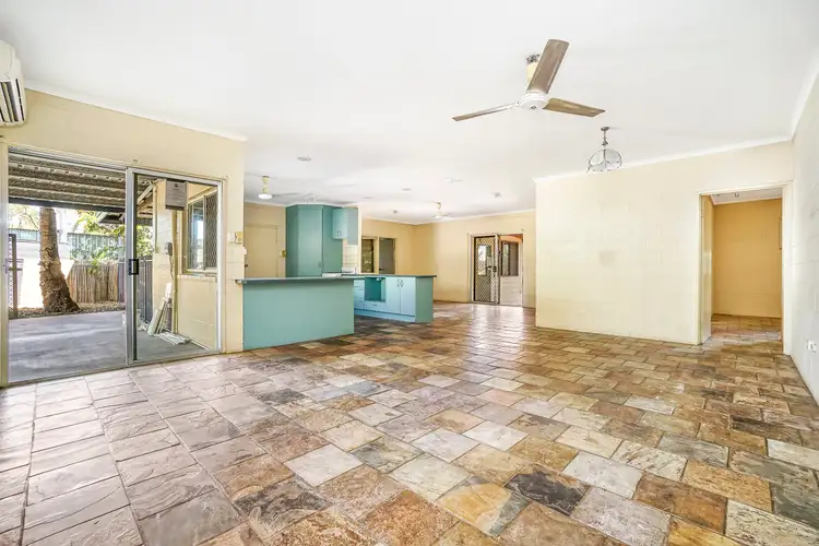 5 Landers Court, Gray NT 830