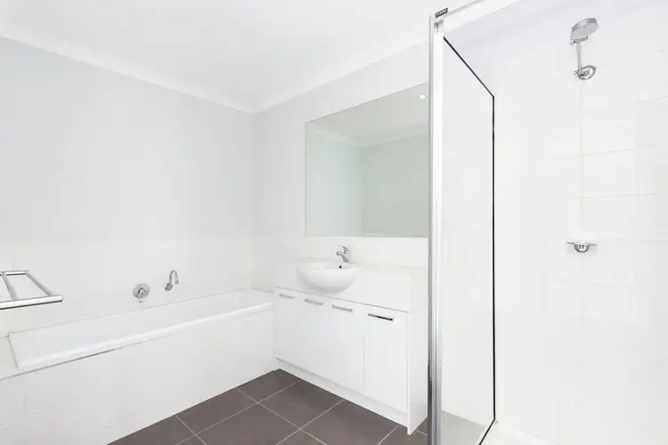 Fourth view of Homely townhouse listing, 39 Willow Glen Boulevard, Cranbourne VIC 3977