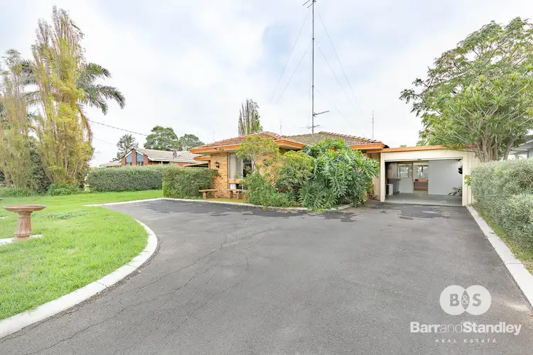 6 Bramble Grove, Carey Park WA 6230