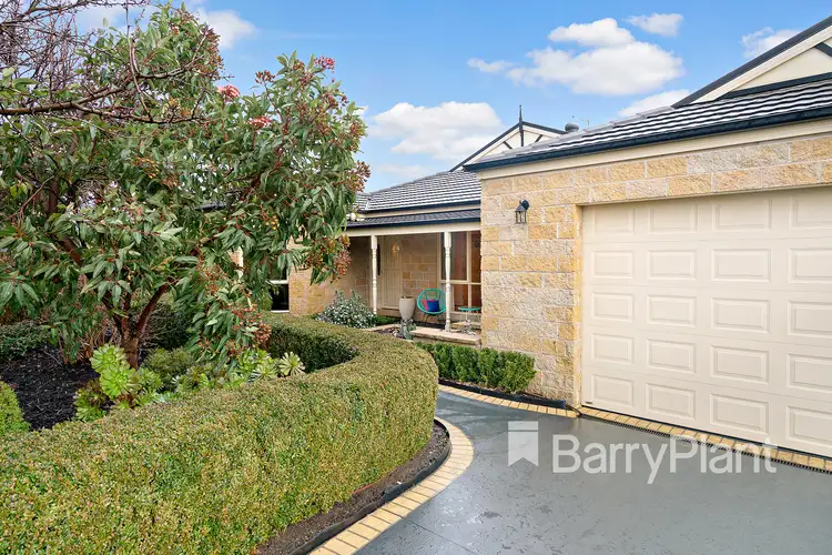 4 Halcyon Rise, Mornington VIC 3931