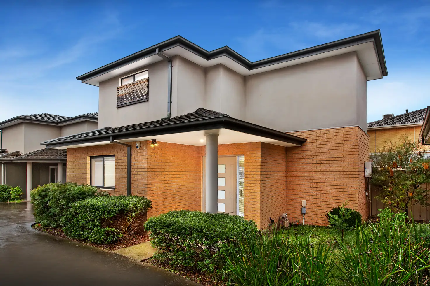 Main view of Homely townhouse listing, 2/9 Myrtle Street, Bayswater VIC 3153