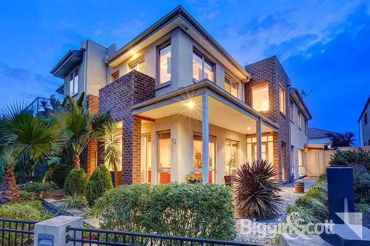 13 Skyline Drive, Maribyrnong VIC 3032