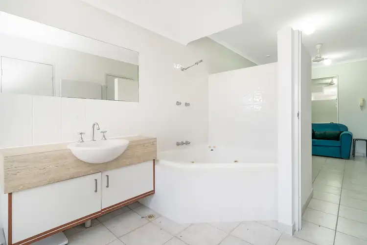 Sixth view of Homely unit listing, 84/21 Cavenagh Street, Darwin City NT 800