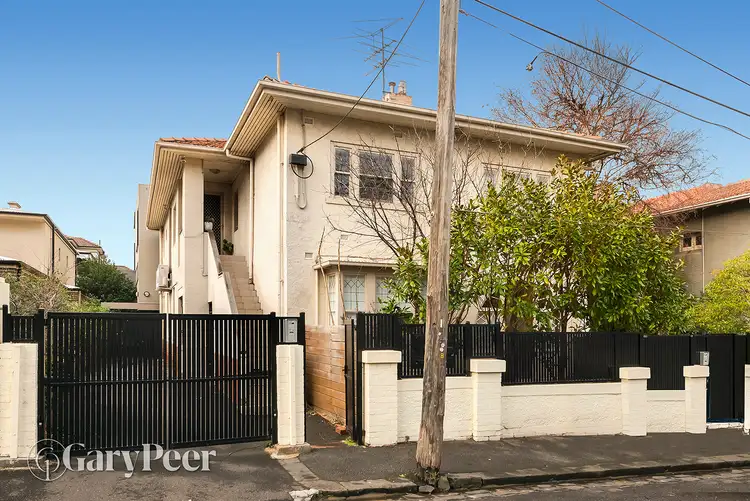 2/1 Lambeth Place, St Kilda VIC 3182