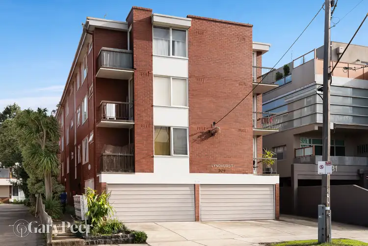 2/329 Orrong Road, St Kilda East VIC 3183