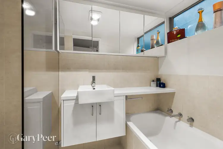 Fourth view of Homely apartment listing, 2/613 Inkerman Road, Caulfield North VIC 3161