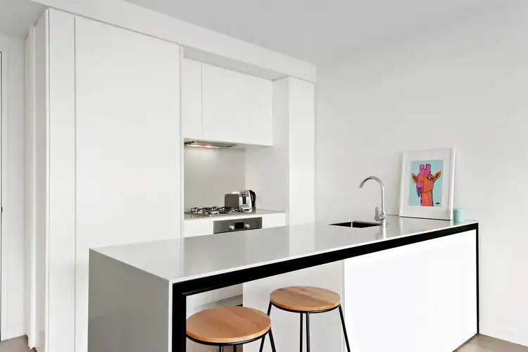 Fifth view of Homely unit listing, 2204/89 Gladstone Street, South Melbourne VIC 3205