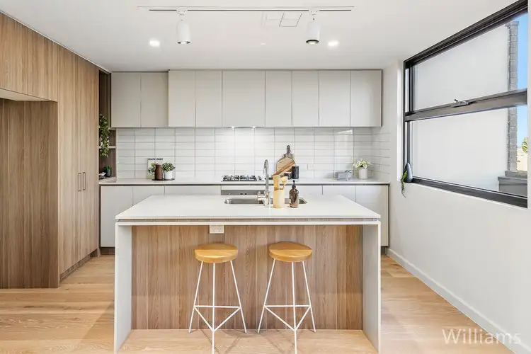 13 Nelson Place, Williamstown VIC 3016
