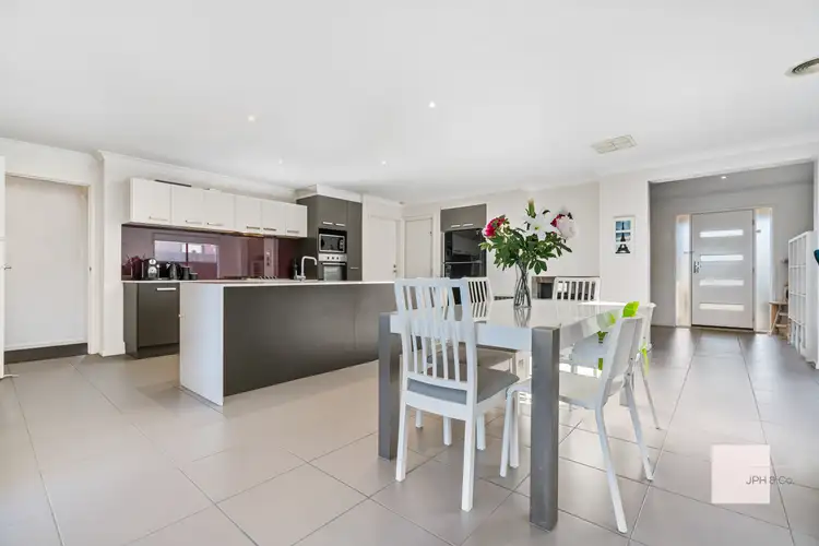 Fifth view of Homely house listing, 18 Jacana Crescent, Williams Landing VIC 3027