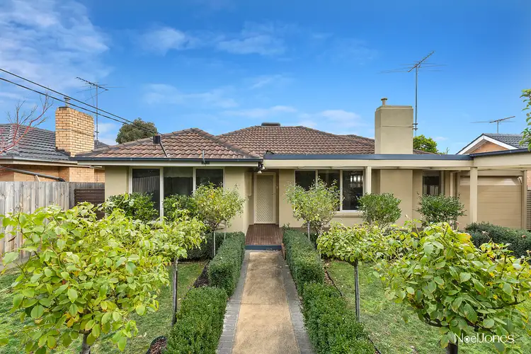 221 Dorking Road, Box Hill North VIC 3129