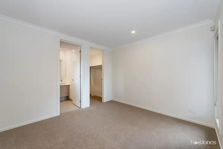 Fourth view of Homely townhouse listing, 2/25 Lynden Grove, Mount Waverley VIC 3149