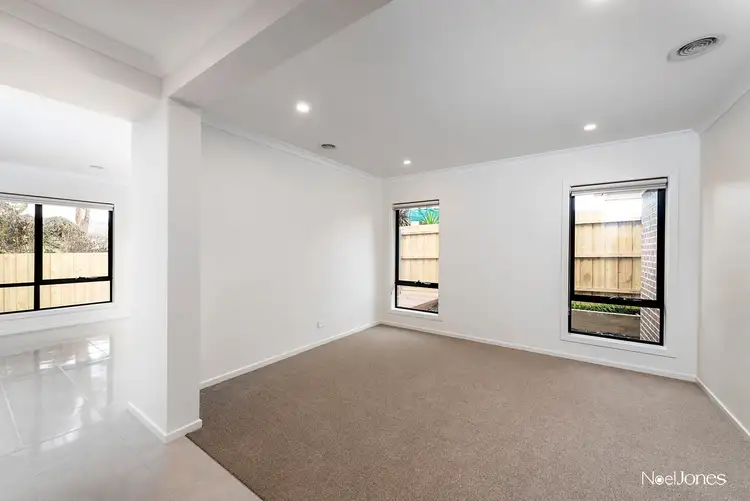 Fifth view of Homely townhouse listing, 2/25 Lynden Grove, Mount Waverley VIC 3149