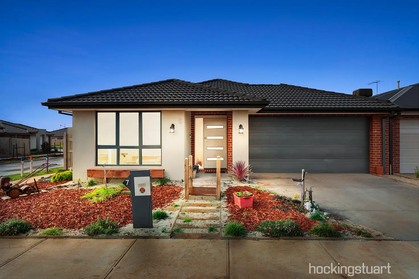 Main view of Homely house listing, 7 Charlbury Street, Thornhill Park VIC 3335