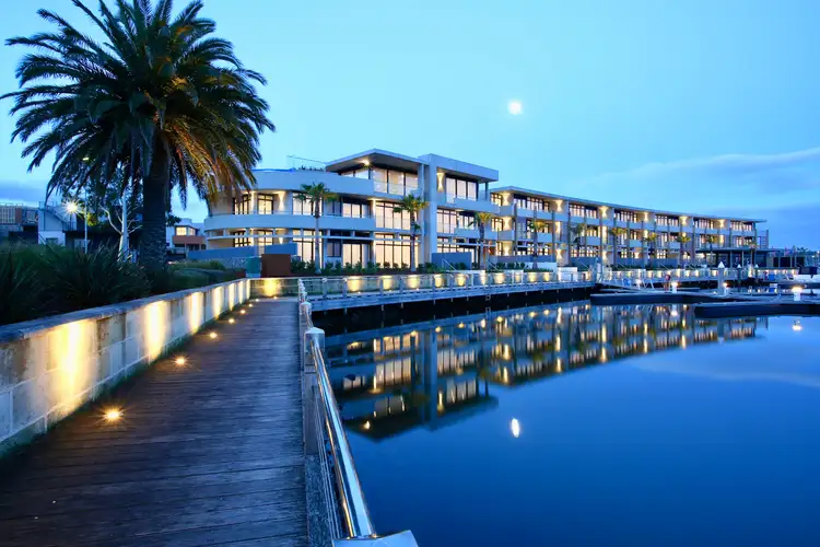 109/9 Waterfront Place Martha Cove, Safety Beach VIC 3936