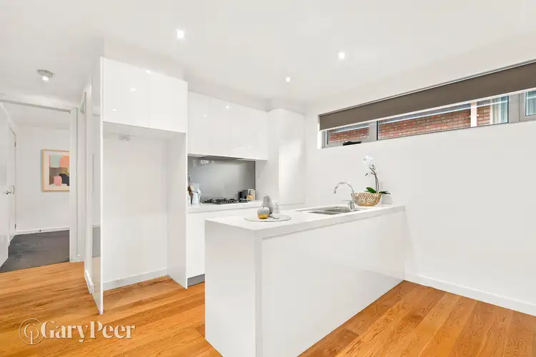 Fifth view of Homely apartment listing, 2/6 Nottage Street, St Kilda East VIC 3183