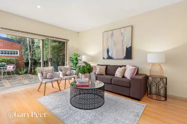 1/338 Neerim Road, Carnegie VIC 3163