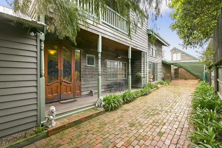 142 Nepean Highway, Seaford VIC 3198