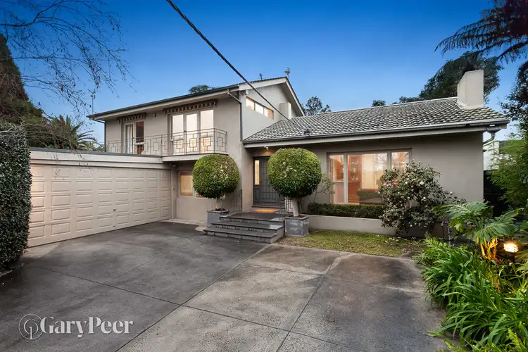 19 Fosbery Avenue, Caulfield North VIC 3161