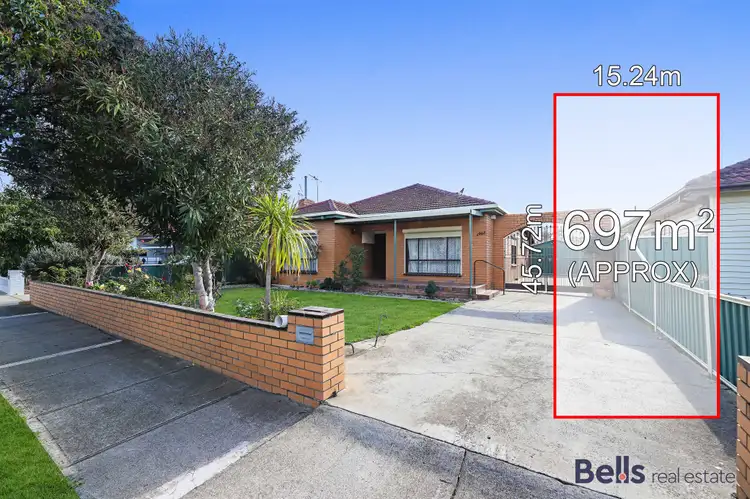 11 Raymond Street, Sunshine West VIC 3020