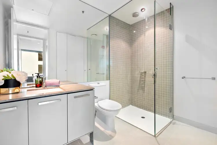 Sixth view of Homely apartment listing, 905/1 Roy Street, Melbourne VIC 3004