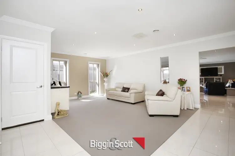 Second view of Homely house listing, 15 Kingsbarn Court, Cranbourne VIC 3977