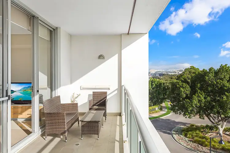A302/6 Avenue of Oceania, Newington NSW 2127