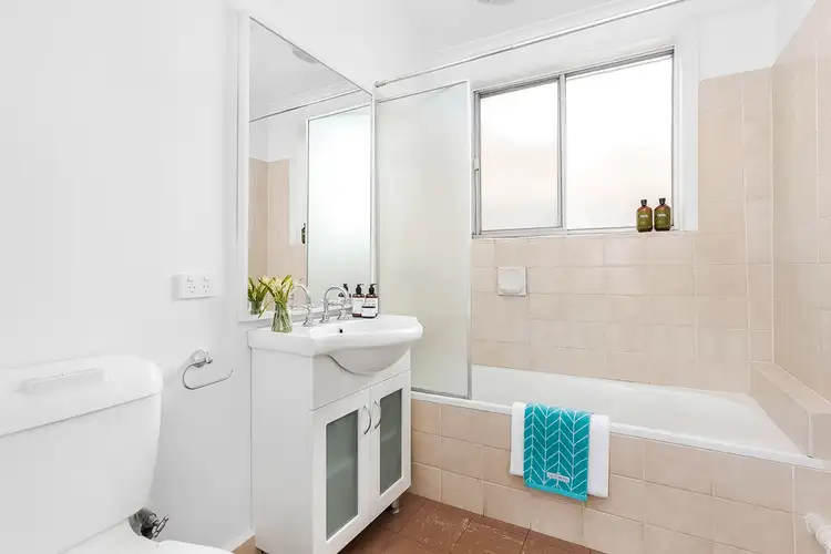 Sixth view of Homely apartment listing, 10/38 Creswick Street, Hawthorn VIC 3122