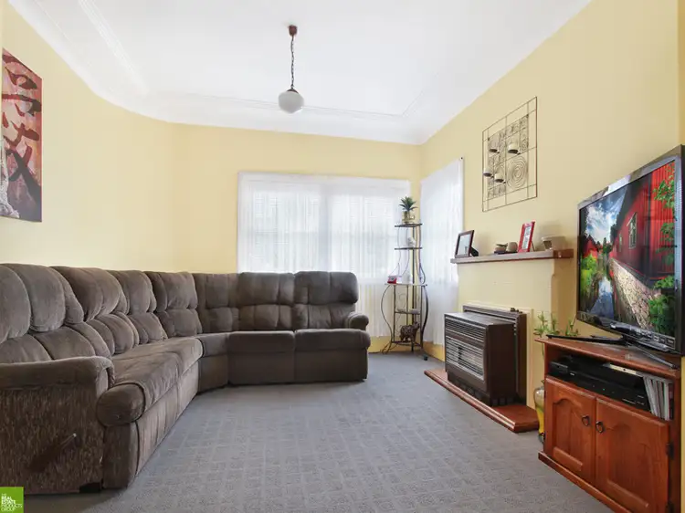 Third view of Homely villa listing, 1/11 William Street, Keiraville NSW 2500