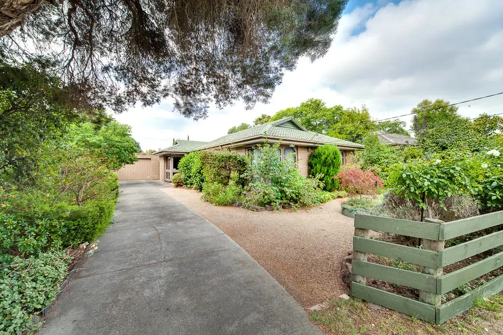 Main view of Homely house listing, 6 Houlder Avenue, Cranbourne VIC 3977