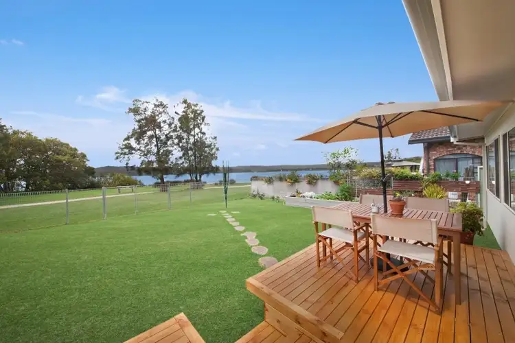 92 Broadwater Drive, Saratoga NSW 2251