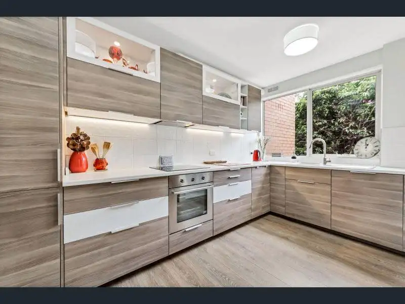 Main view of Homely apartment listing, 13/39 Nepean Highway, Elsternwick VIC 3185