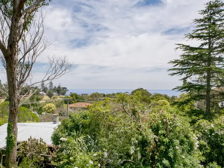 9 Mohilla Street, Mount Eliza VIC 3930