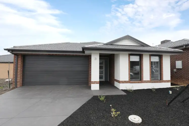 3 Lauradan  Way