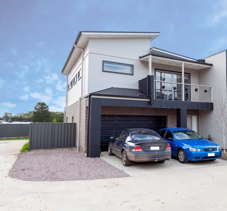 Main view of Homely house listing, 37 Lucia Crescent, Mount Clear VIC 3350