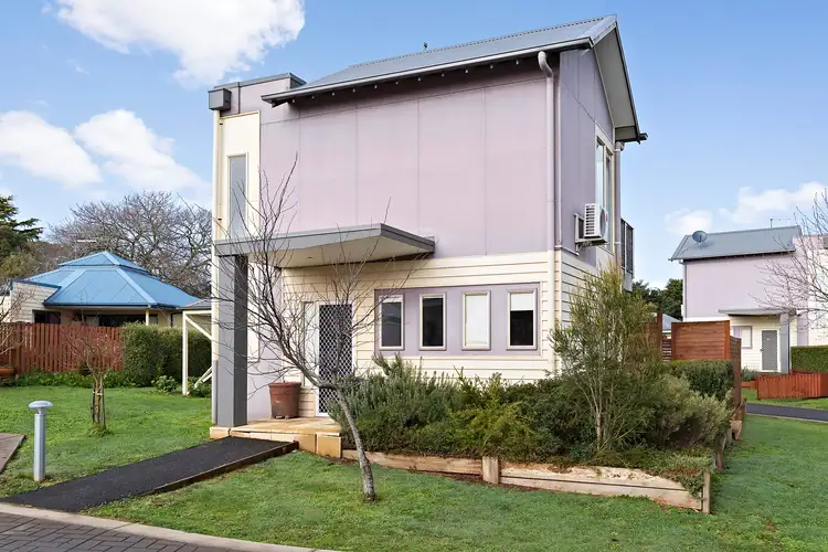 2/34 Smith Street, Daylesford VIC 3460