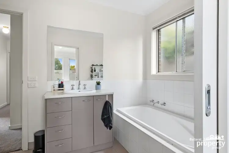 Sixth view of Homely house listing, 9 Leonard Street, Wendouree VIC 3355