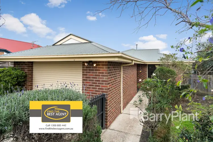 11 Hutchins Park Close, Mornington VIC 3931