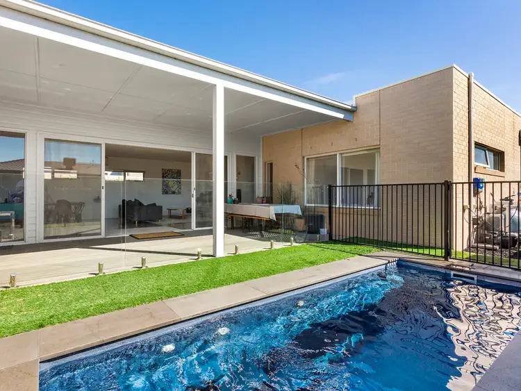 6 Wax Avenue, Torquay VIC 3228